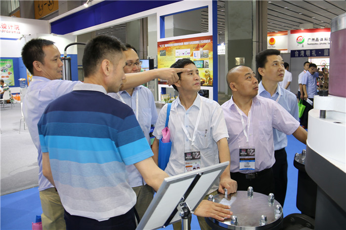 咸陽華星泵業(yè)參加第30屆陶瓷工業(yè)展圓滿成功4